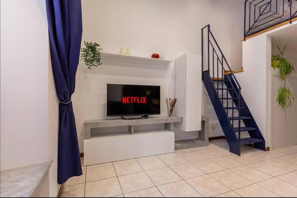 ミラノLuxury Loft On The Duomo Wifi & Netflixアパートメント エクステリア 写真